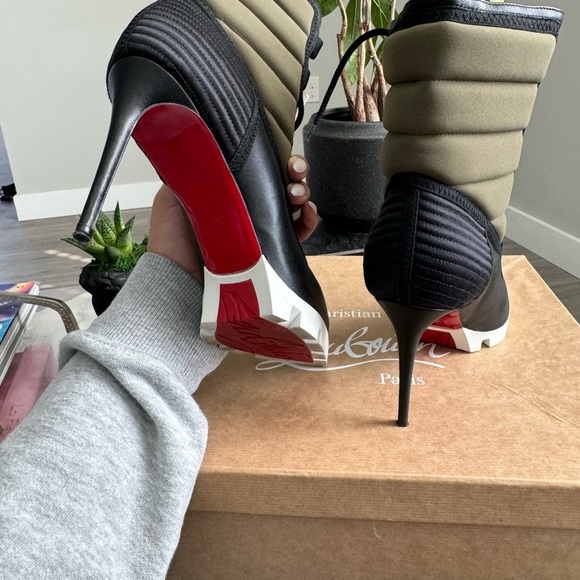 Christian Louboutin boots worn  once - Picture 8 of 8